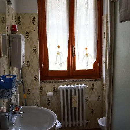 Apartamento L'ulivo View Private Road 5 Kilometers From Varenna Lierna