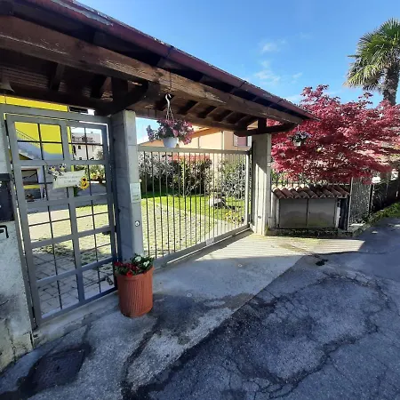 L'ulivo 5 Chilometri Da Varenna Vista In Via Privata Lejlighed Lierna