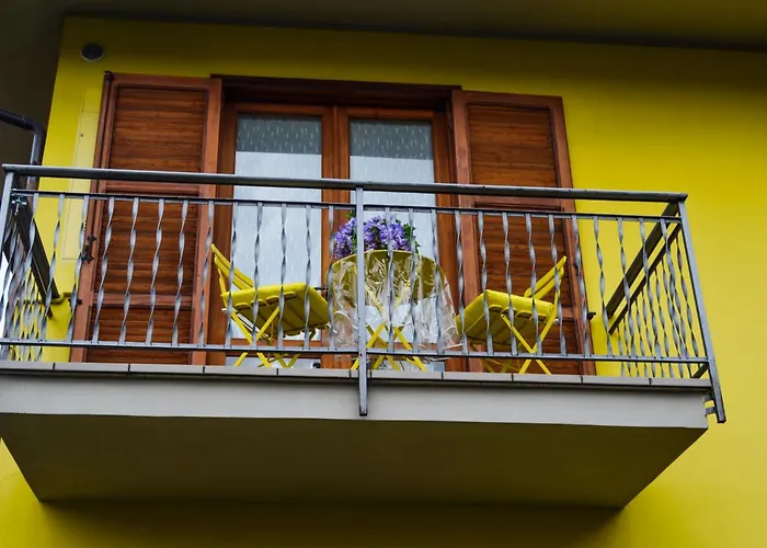 L'ulivo 5 Chilometri Da Varenna Vista In Via Privata