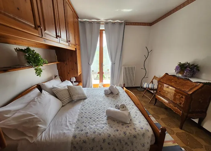 Appartement L'ulivo 5 Chilometri Da Varenna Vista In Via Privata