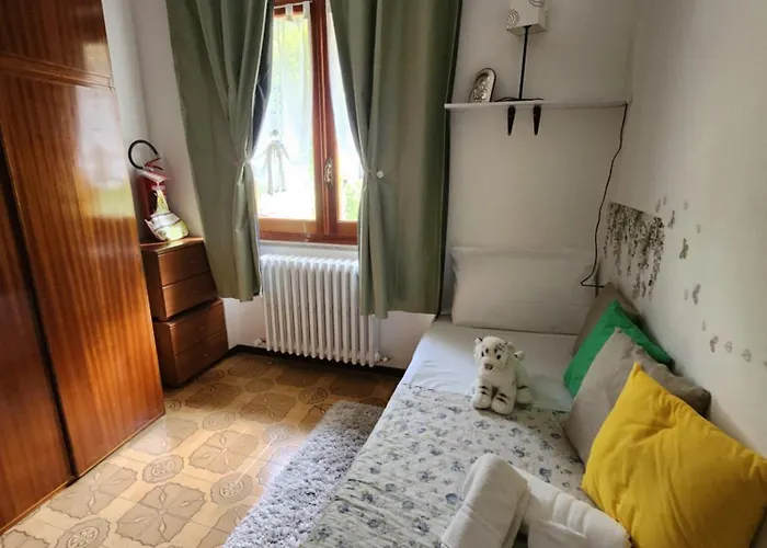 L'ulivo 5 Chilometri Da Varenna Vista In Via Privata Daire