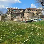 L'ulivo 5 Chilometri Da Varenna Vista In Via Privata
