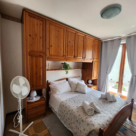 L'ulivo 5 Chilometri Da Varenna Vista In Via Privata * Льерна