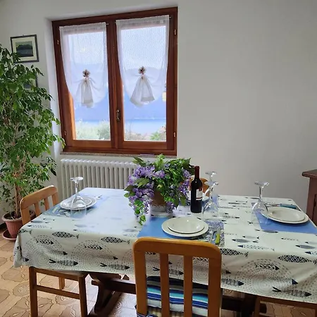 Apartment L'ulivo View Private Road 5 Kilometers From Varenna