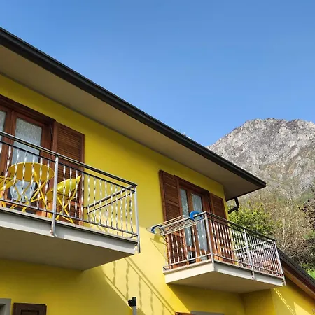 Apartment L'ulivo View Private Road 5 Kilometers From Varenna Lierna