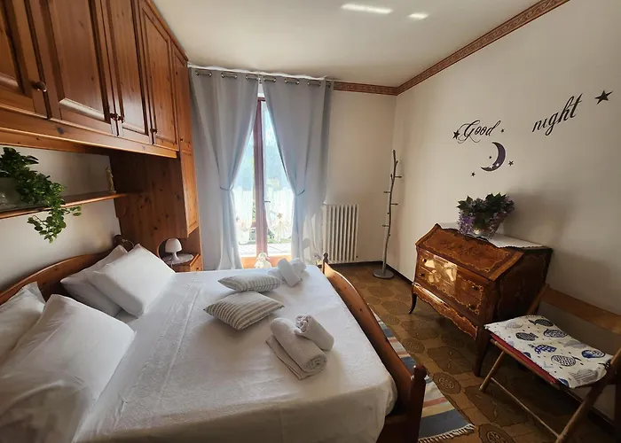 L'ulivo 5 Chilometri Da Varenna Vista In Via Privata *